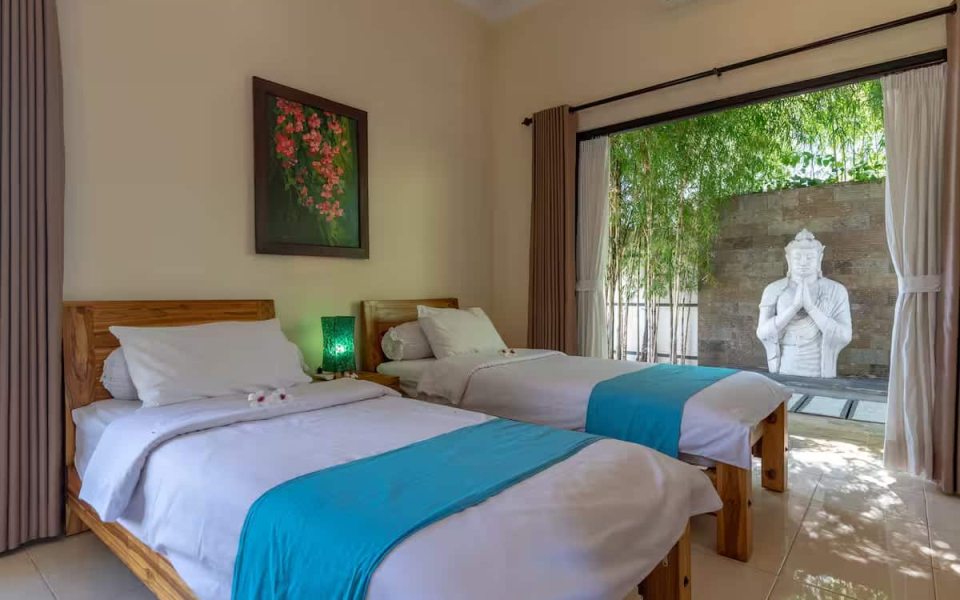 Bedroom 4 two single