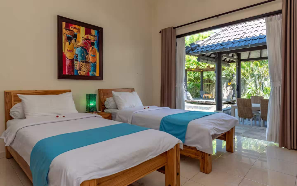 Bedroom 6 two single